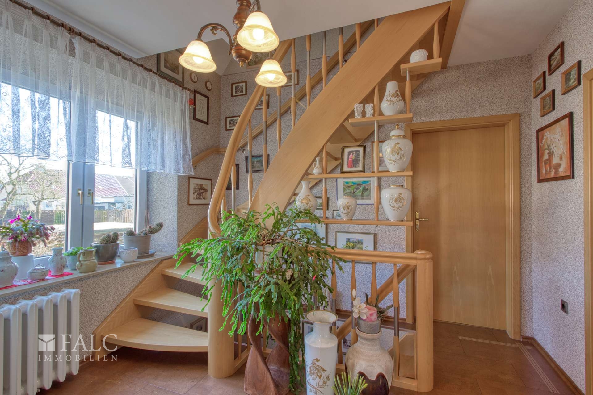 Treppe vom EG ins OG